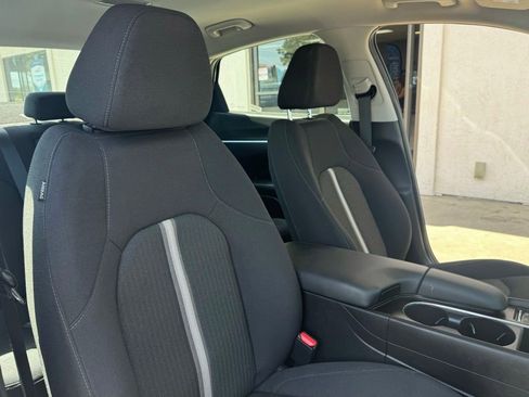 Used 2025 Hyundai Sonata SEL FWD image 23