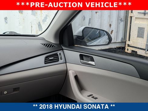 Used 2018 Hyundai Sonata SE FWD image 17