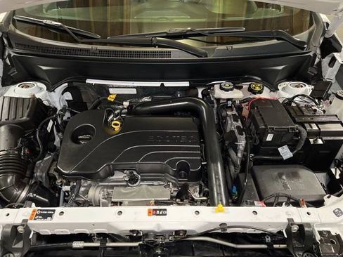 Used 2023 Chevrolet Equinox RS w/ RS Leather Package image 19