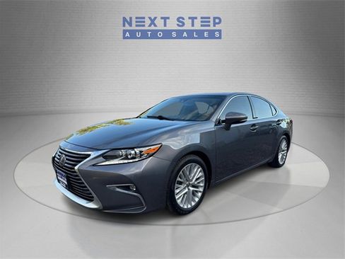 Used 2016 Lexus ES 350 image 3