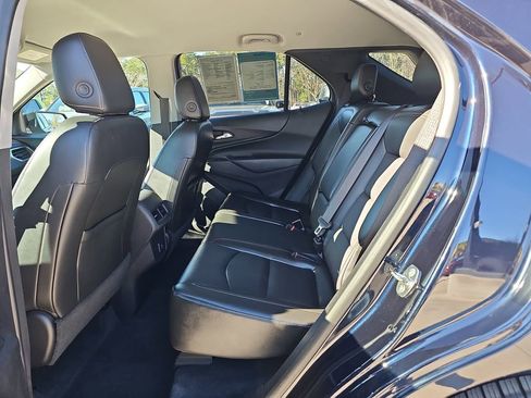 Used 2020 Chevrolet Equinox LT w/ Sport Edition image 19