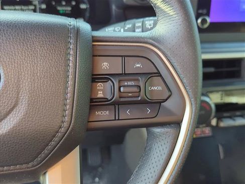 Certified 2025 Toyota 4Runner TRD Off-Road AWD/4WD image 13