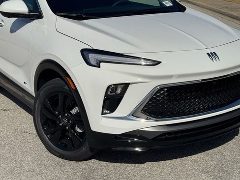 New 2026 Buick Encore GX Sport Touring image 5