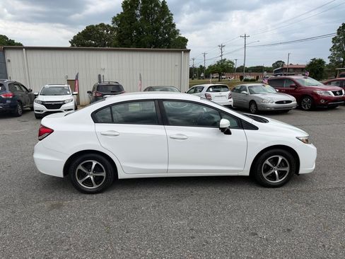 Used 2015 Honda Civic SE image 8