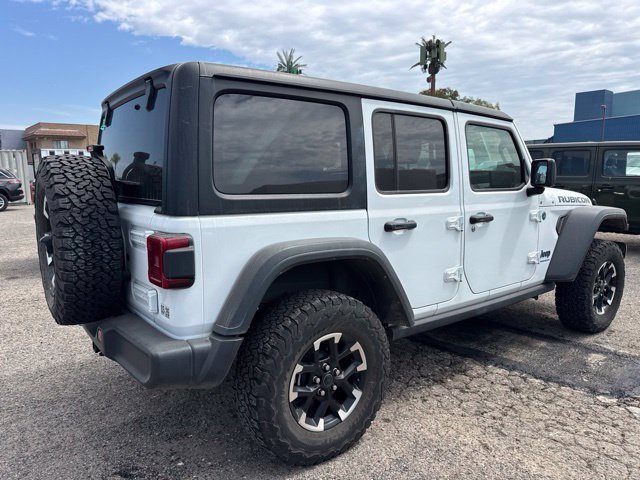 Used 2024 Jeep Wrangler Unlimited Rubicon 4xe AWD/4WD image 5