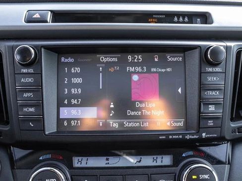 Used 2018 Toyota RAV4 Limited image 16