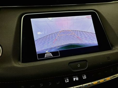Used 2020 Cadillac XT4 Sport w/ Driver Awareness Package FWD image 14