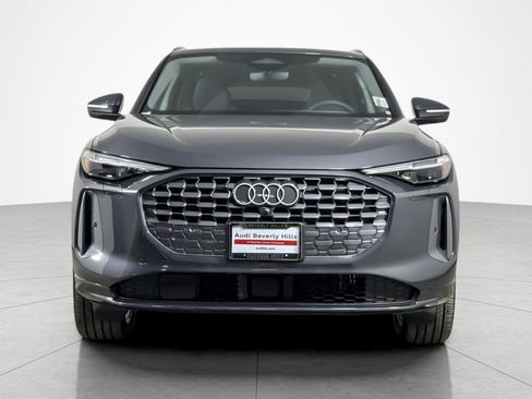 Used 2025 Audi Q5 Premium Plus w/ Premium Plus AWD/4WD image 8