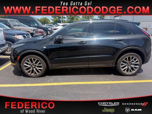 Used 2020 Cadillac XT4 Sport FWD image 1