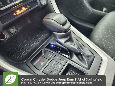 Used 2024 Toyota RAV4 XLE image 29