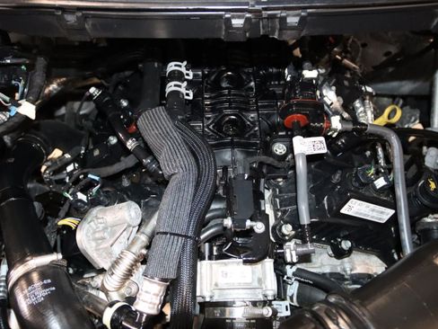 Used 2025 Ford F150 XLT w/ Equipment Group 301A Standard AWD/4WD image 85