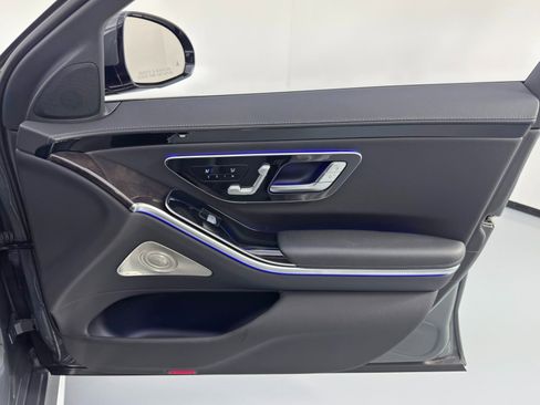 Used 2023 Mercedes-Benz S 500 4MATIC w/ AMG Line image 53