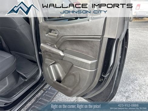 Used 2024 Chevrolet Colorado Trail Boss w/ Technology Package image 41