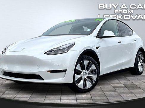 Used 2020 Tesla Model Y Long Range image 11