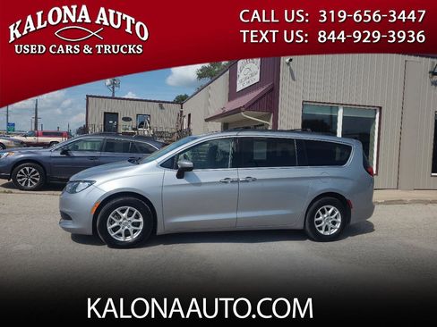 Used 2020 Chrysler Voyager Lxi image 1