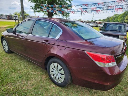 Used 2010 Honda Accord LX image 4