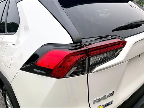 Used 2021 Toyota RAV4 XLE Premium AWD/4WD image 34