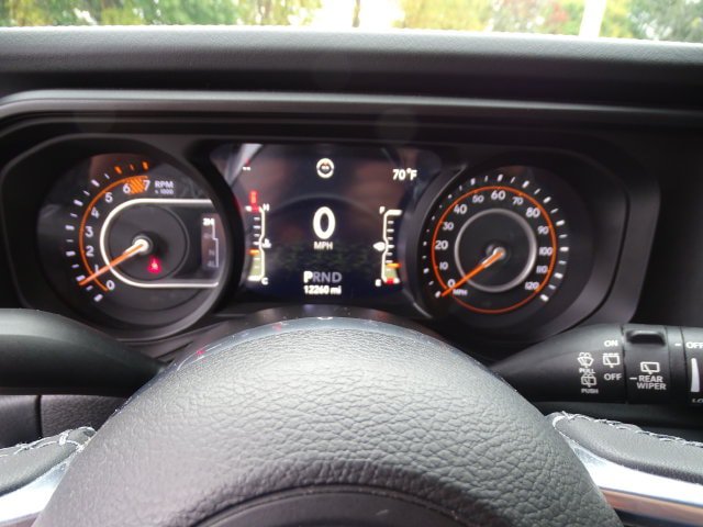 Certified 2026 Jeep Wrangler Unlimited Sahara AWD/4WD image 17