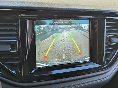 Used 2022 Dodge Durango GT image 25