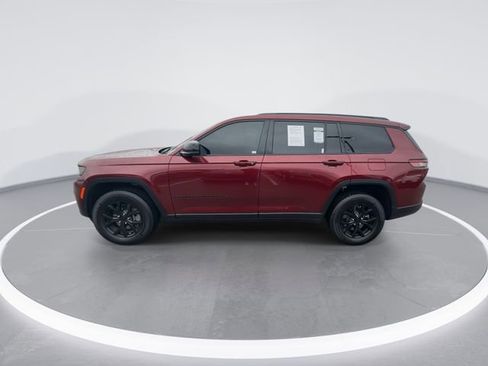 Used 2025 Jeep Grand Cherokee L Altitude image 5