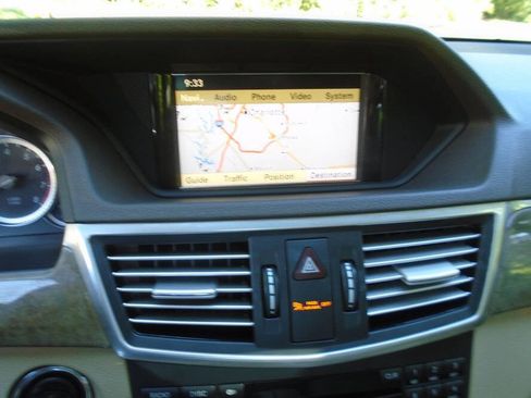 Used 2011 Mercedes-Benz E 350 Sedan image 14