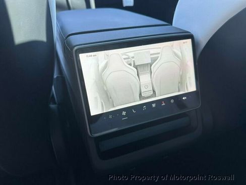 Used 2024 Tesla Model 3 Performance image 22