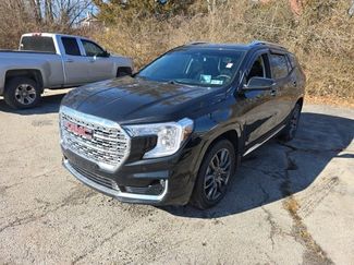 Used 2024 GMC Terrain Denali w/ Black Diamond Edition video 1