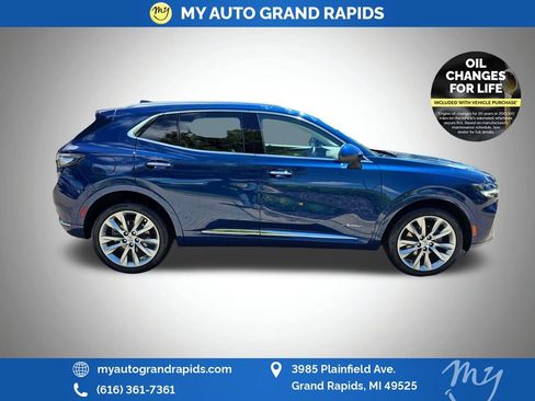 Used 2023 Buick Envision Avenir AWD/4WD image 8