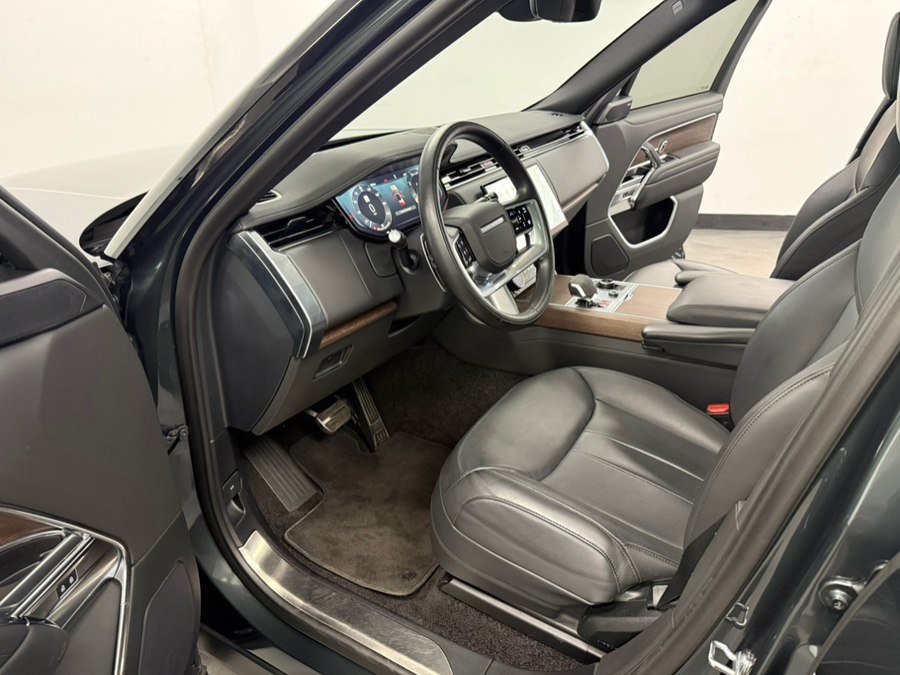 Used 2023 Land Rover Range Rover Long Wheelbase SE AWD/4WD image 39