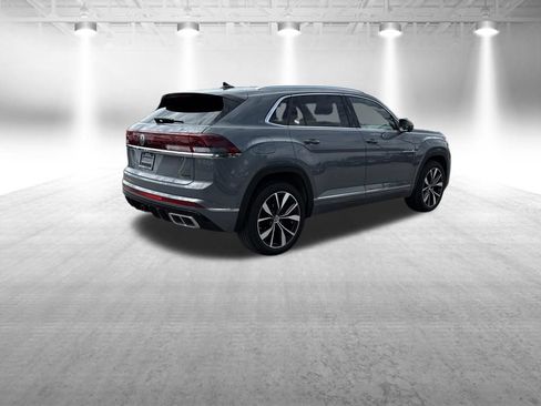 Used 2026 Volkswagen Atlas Cross Sport SEL Premium R-Line w/ MDO Package AWD/4WD image 6