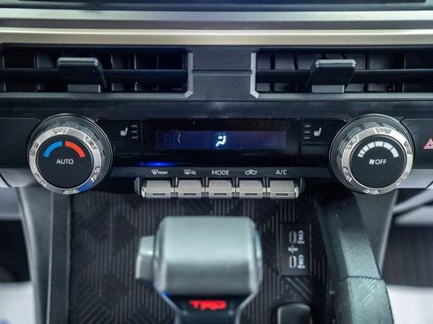 Certified 2025 Toyota Tacoma TRD Sport AWD/4WD image 26