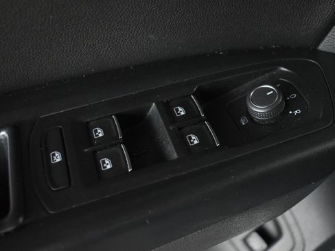 Used 2019 Volkswagen Atlas SE AWD/4WD image 13