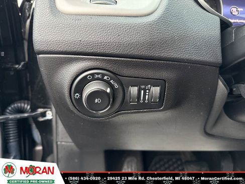 Used 2021 Jeep Compass Latitude w/ Sun and Sound Group image 18