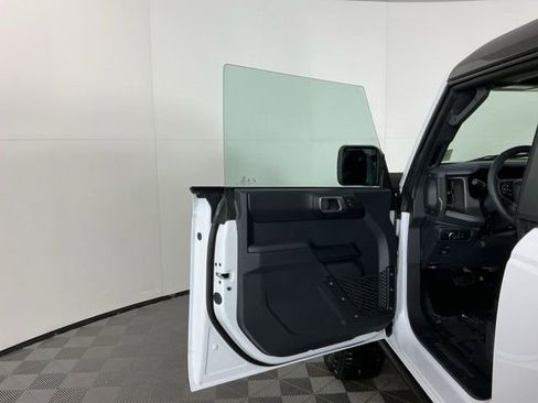 New 2026 Ford Bronco Badlands AWD/4WD image 14