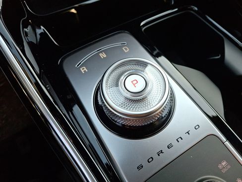 New 2025 Kia Sorento SX Prestige image 16