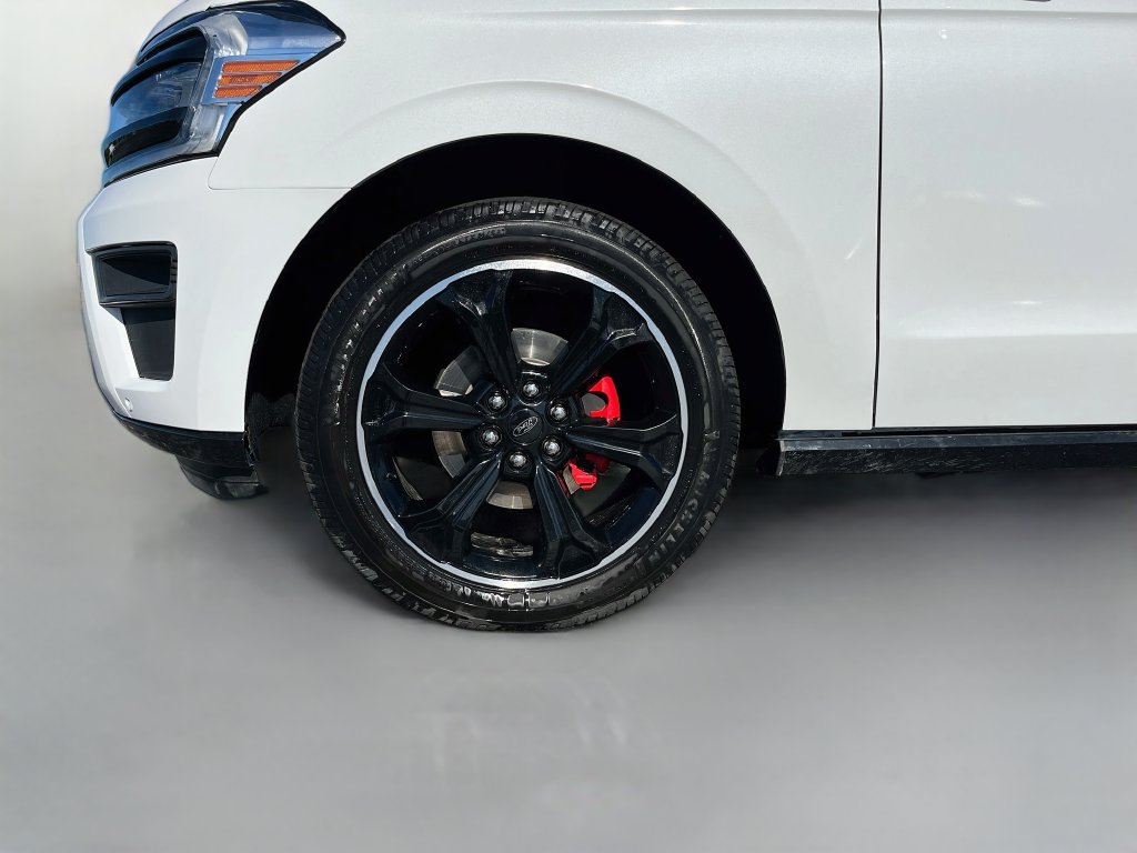 Used 2023 Ford Expedition Limited AWD/4WD image 33