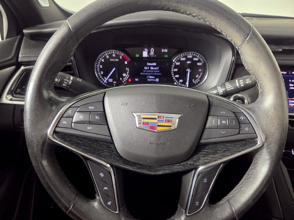Used 2021 Cadillac XT5 Premium Luxury w/ LPO, Floor Liner Package AWD/4WD image 15