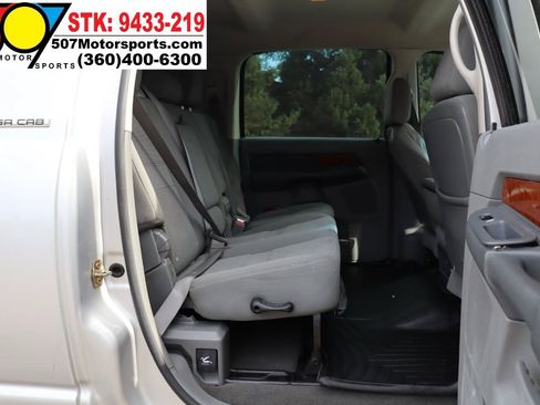 Used 2006 Dodge Ram 2500 Truck SLT w/ Light Group AWD/4WD image 16
