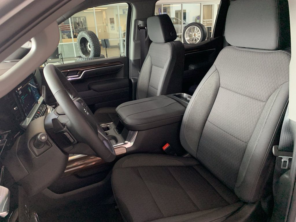 New 2026 Chevrolet Silverado 1500 RST w/ All Star Edition Plus RWD image 12