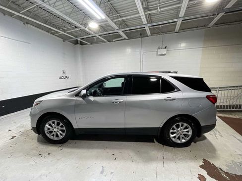 Used 2019 Chevrolet Equinox LT FWD image 3