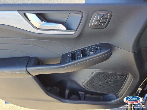 New 2026 Ford Escape Platinum w/ Premium Technology Package image 10