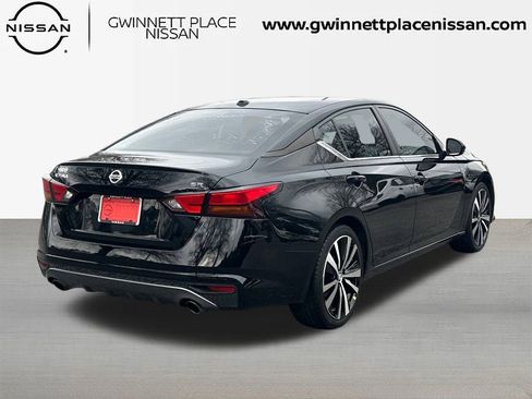 Used 2019 Nissan Altima 2.5 SR w/ SR Premium Package image 5