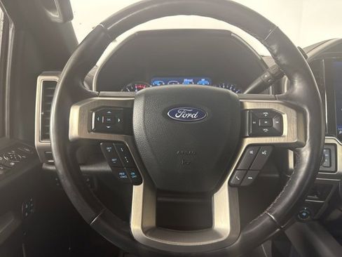Certified 2022 Ford F250 Platinum image 18