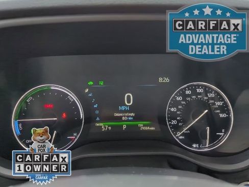 Used 2024 Toyota Sienna Limited image 13