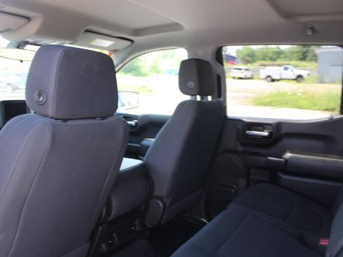 Used 2021 Chevrolet Silverado 1500 Custom AWD/4WD image 15