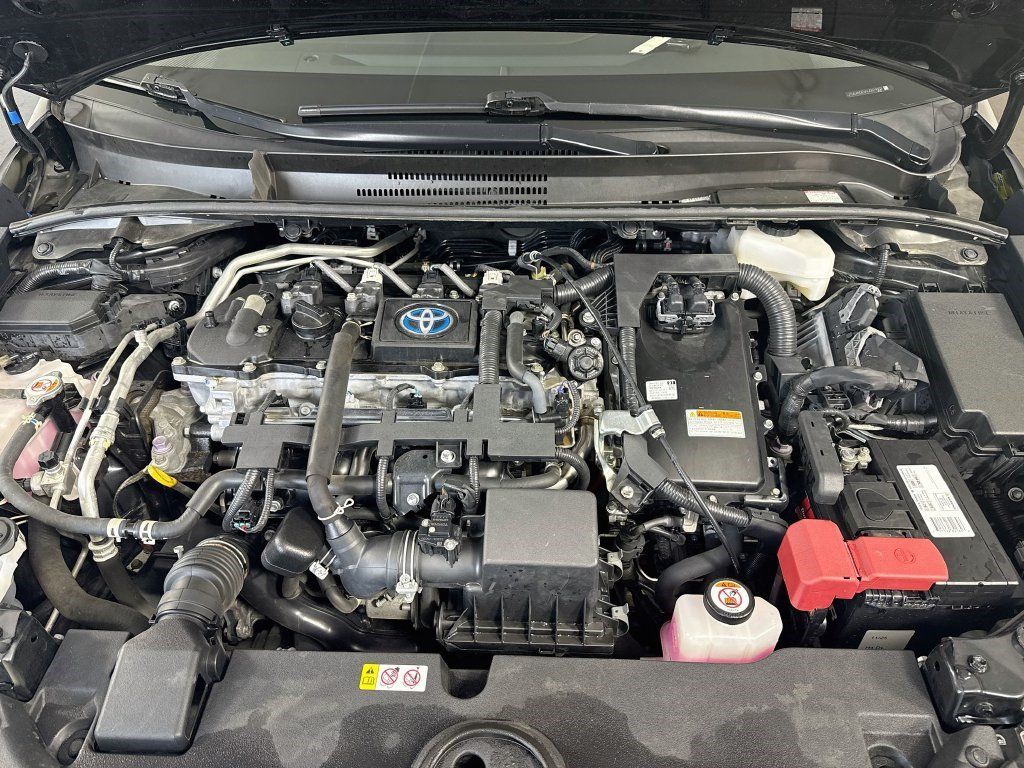 Used 2022 Toyota Corolla LE FWD image 38