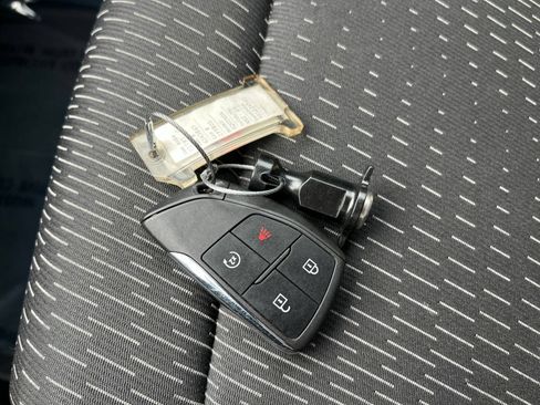 Used 2025 Chevrolet Equinox LT FWD image 22
