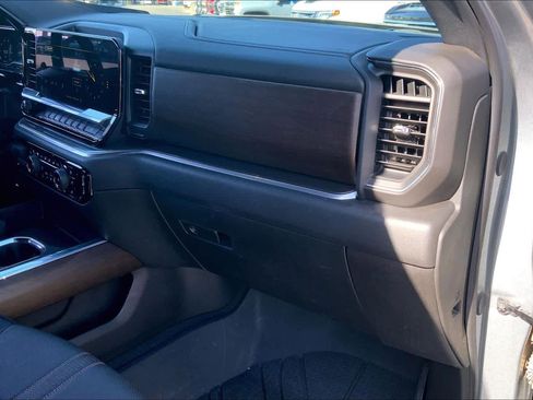 Certified 2024 Chevrolet Silverado 1500 High Country w/ Z71 Off-Road Package image 19