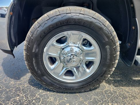 Used 2017 RAM 3500 Tradesman w/ Chrome Appearance Group image 53