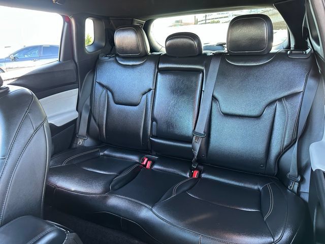 Used 2025 Jeep Compass Limited AWD/4WD image 28